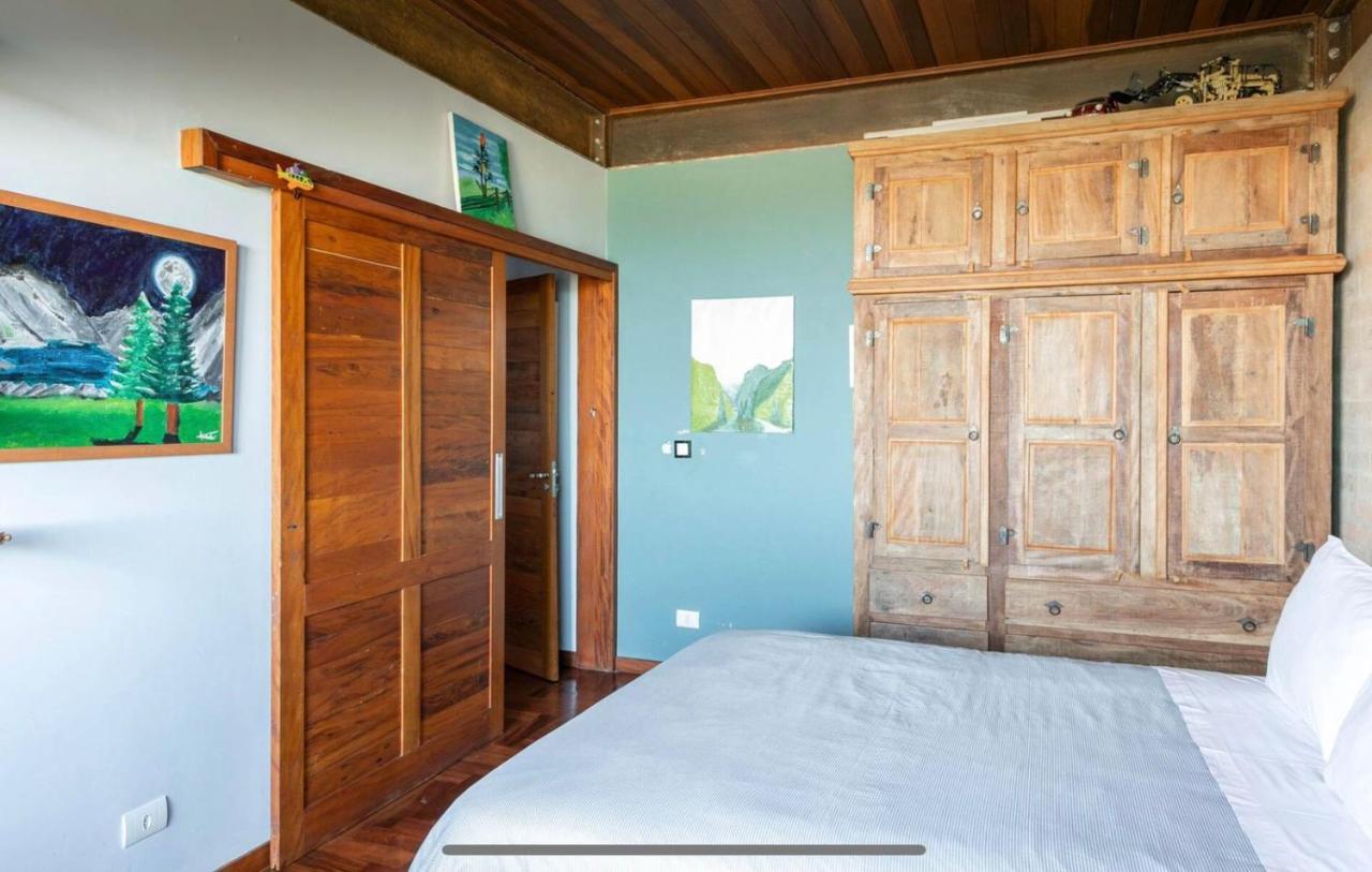 Casa De Vidro Com Vista Mantiqueira - Com Cafe E Staff Vila Campos do Jordão Exterior foto